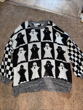Black & White Ghost Checkerboard Crewneck Sweater